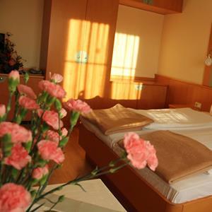 Landhotel Erhardt 巴德瓦尔特斯多夫 外观 照片